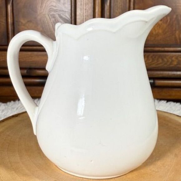 Vintage Country Cornflower Scalloped Mouth Full Belly Creamer - Picture 4 of 9